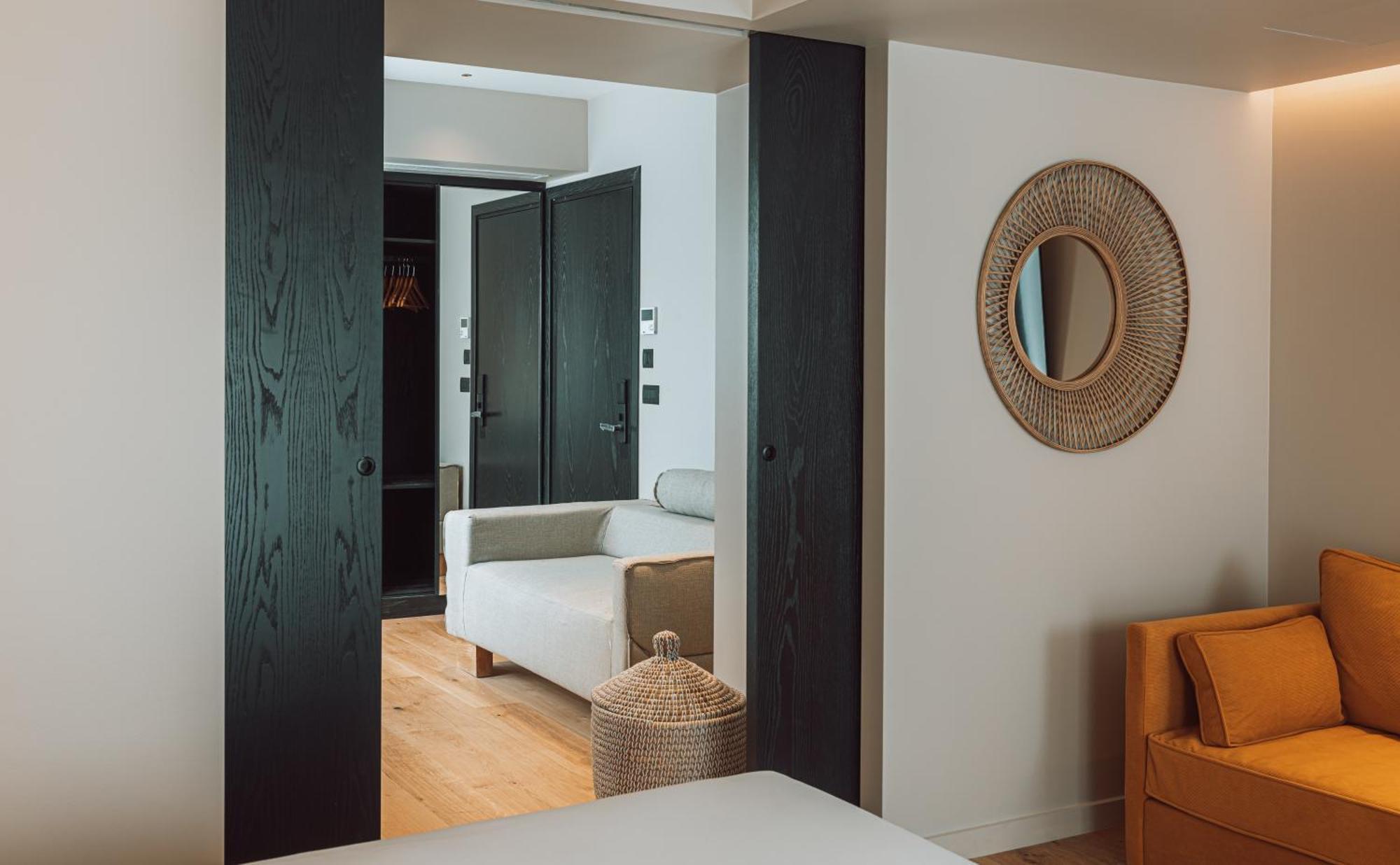 The Residence Aiolou Hotel & Spa Athens Room photo